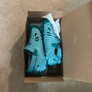 Crocs x Salehe Bembury blue